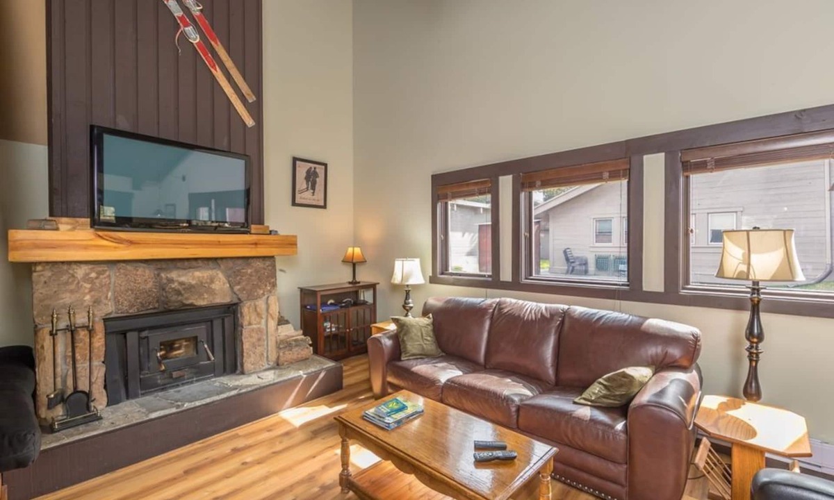 Big Sky Meadow Village House | Condo with community hot tub & spectacular location - Glacier Family Retreat