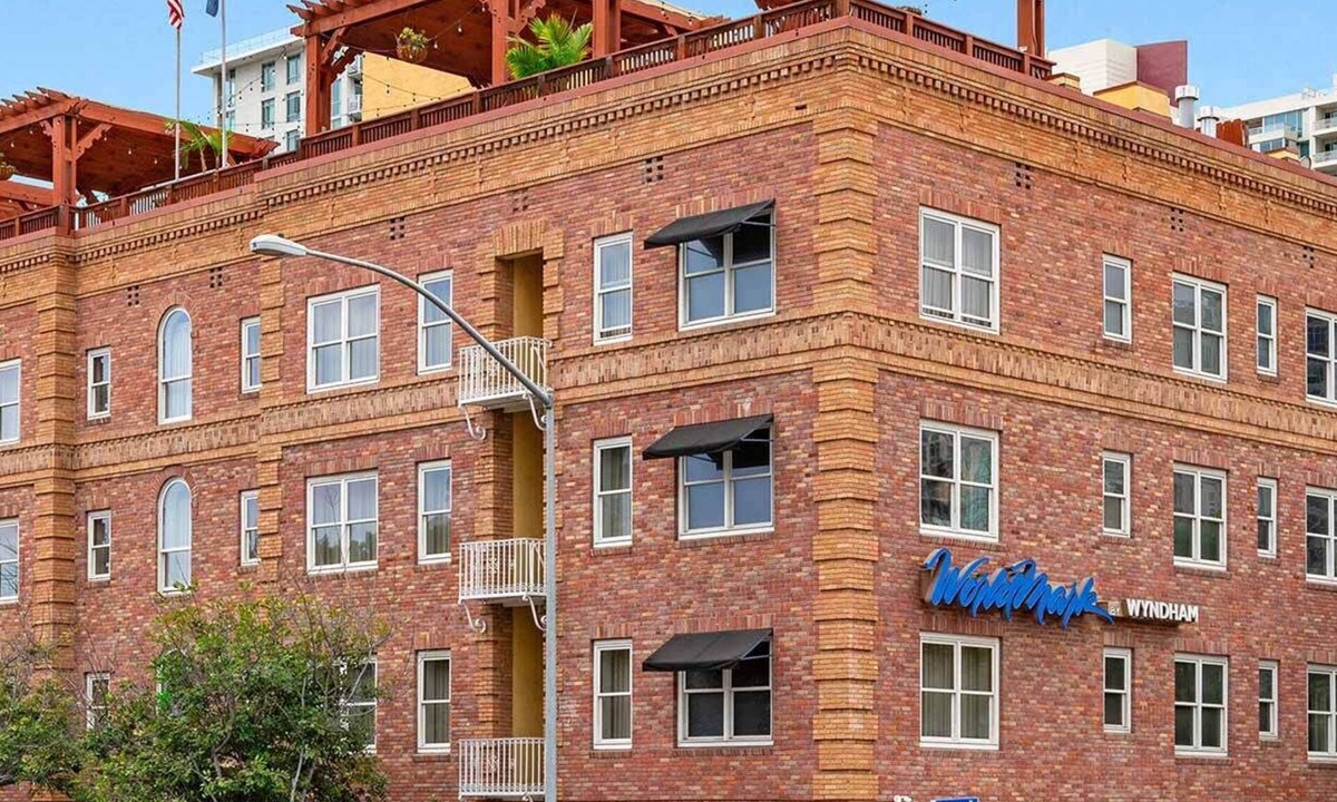 East Village Condo | Convenient Acessible Studio Condo for Comic Con 2026 San Diego