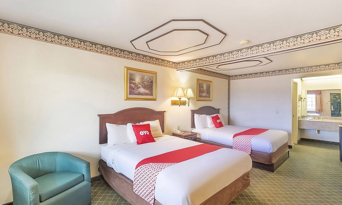 Three Rivers House | Convenient Stay, Superb Location! 3 Convenient Units, Free Parking!