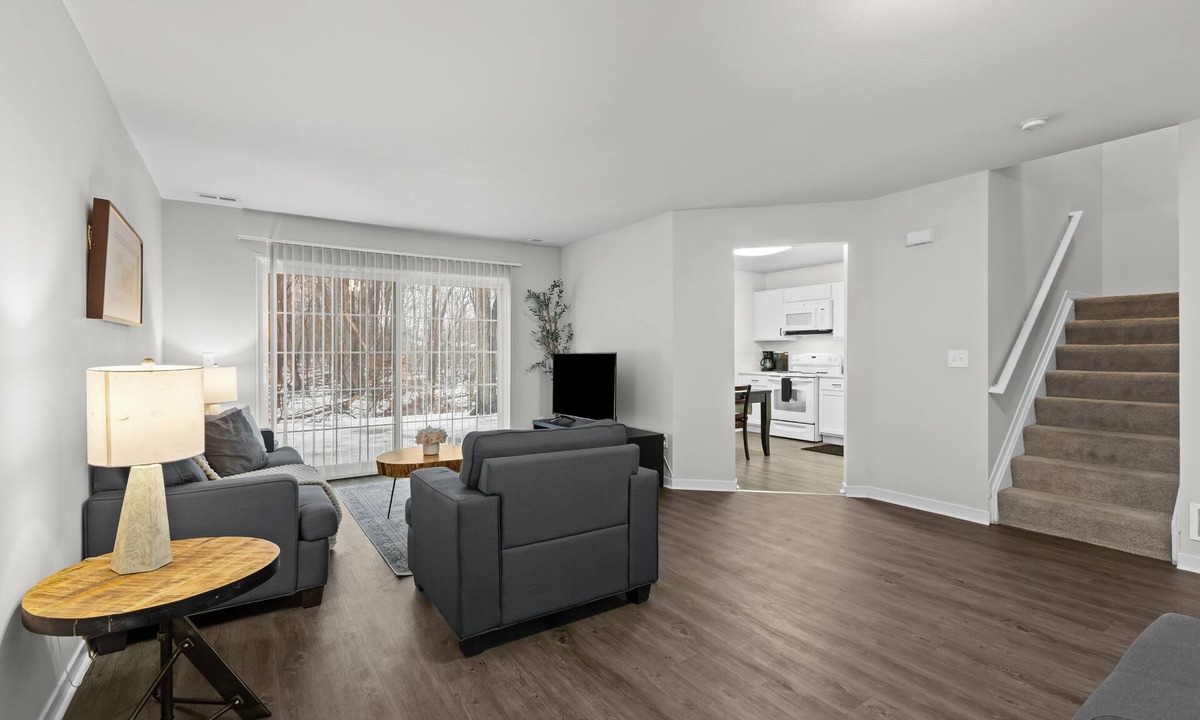 Auburn Hills Apartment | Corp/Bus Townhome near DT AH