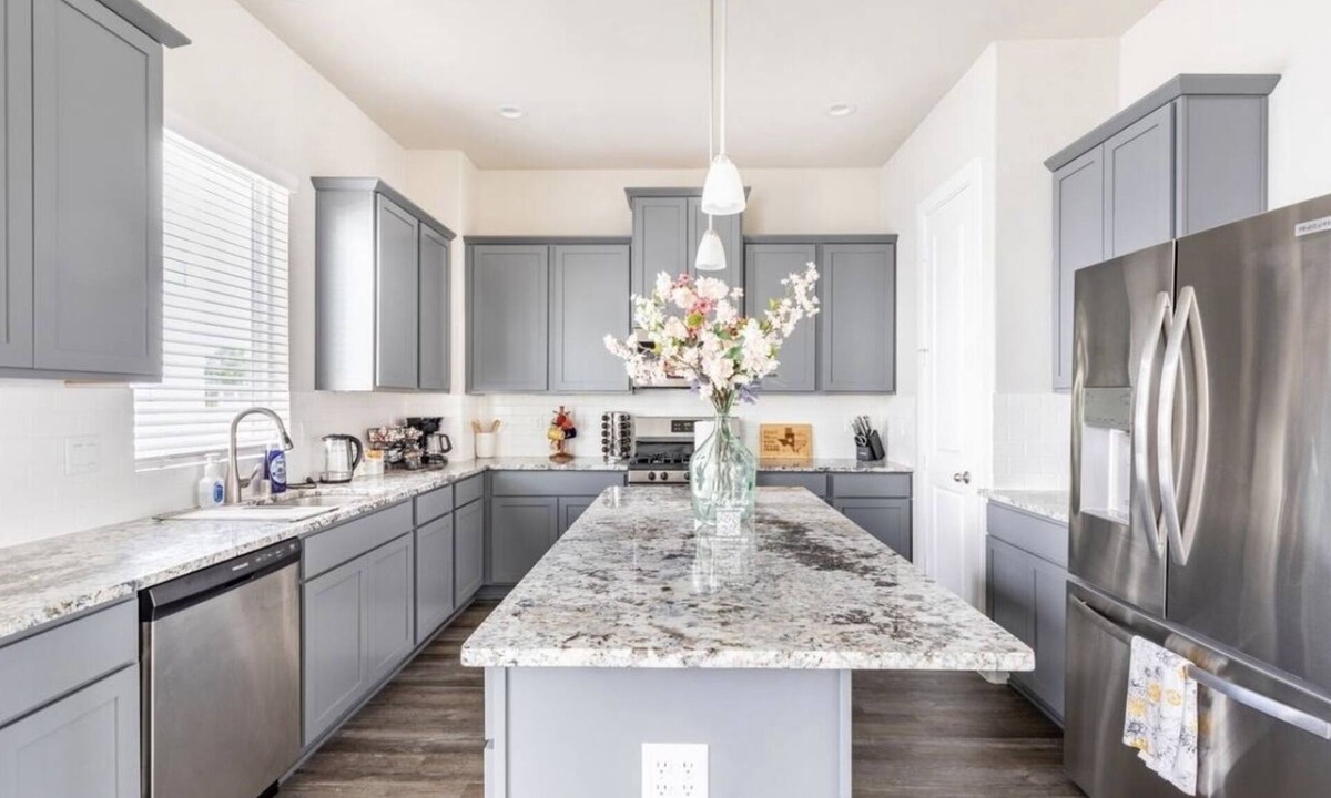Spring Branch East House | Corporate Housing, Long-Term Stay Welcome!!!