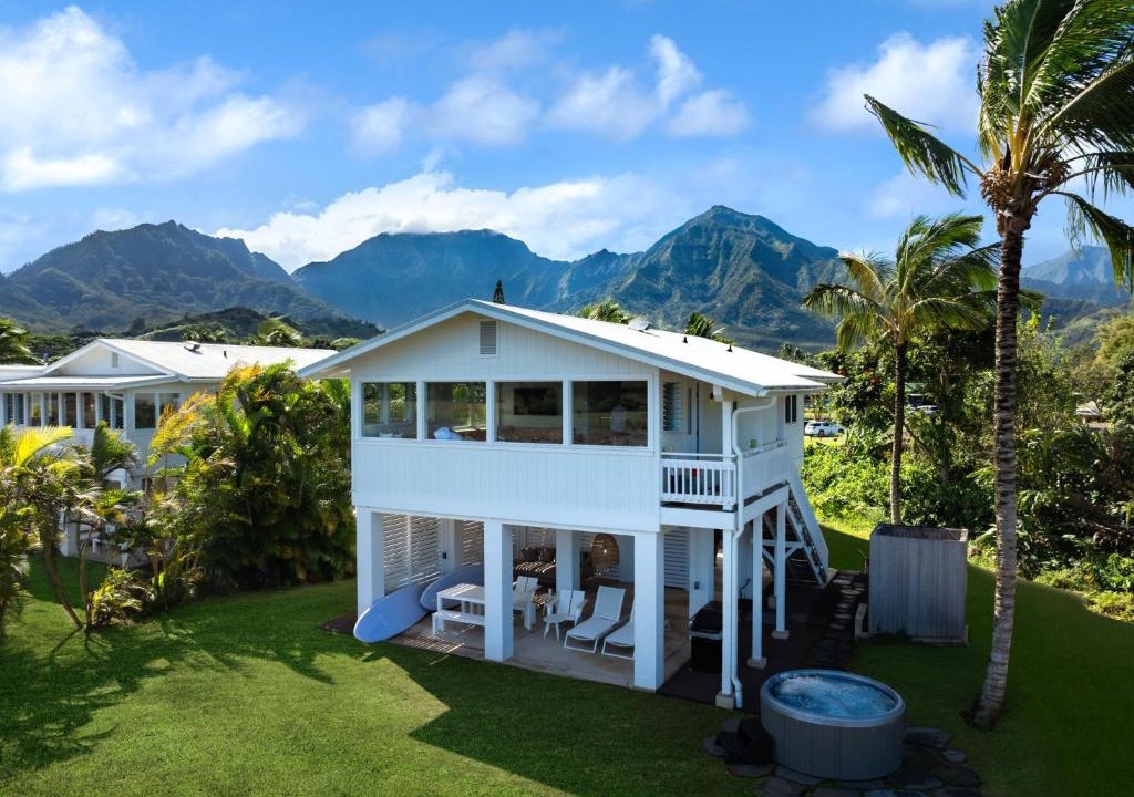 Hanalei House | Cottage One - Luxury Escape on Hanalei River