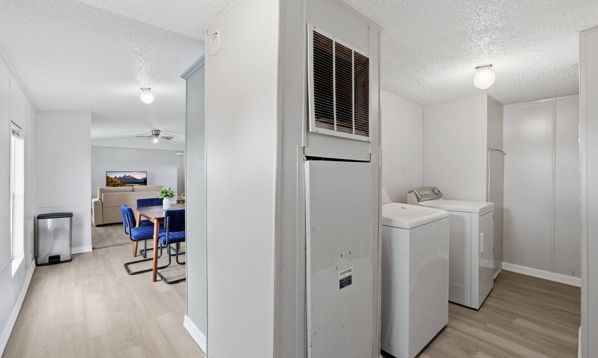 Lissie House | Country Home, Extended Stay, Sleeps 5