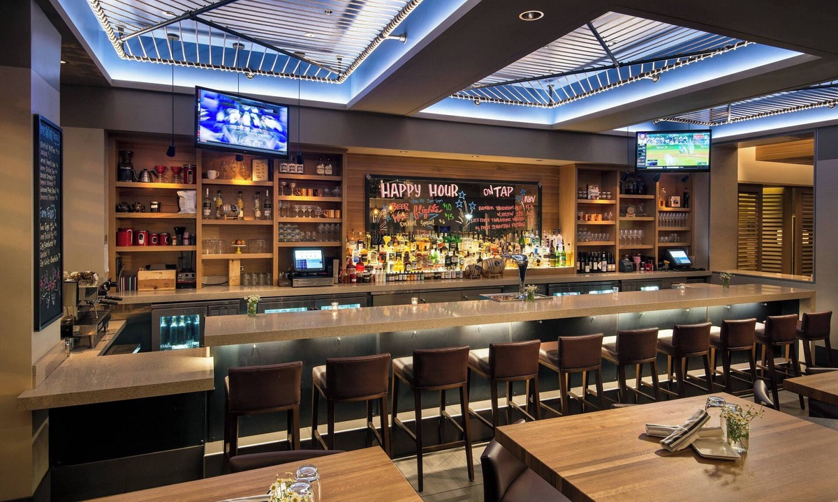East Village Hotel | Courtyard by Marriott Long Beach Downtown