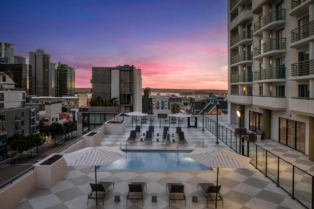 Little Italy Hotel | Courtyard by Marriott San Diego Downtown Little Italy