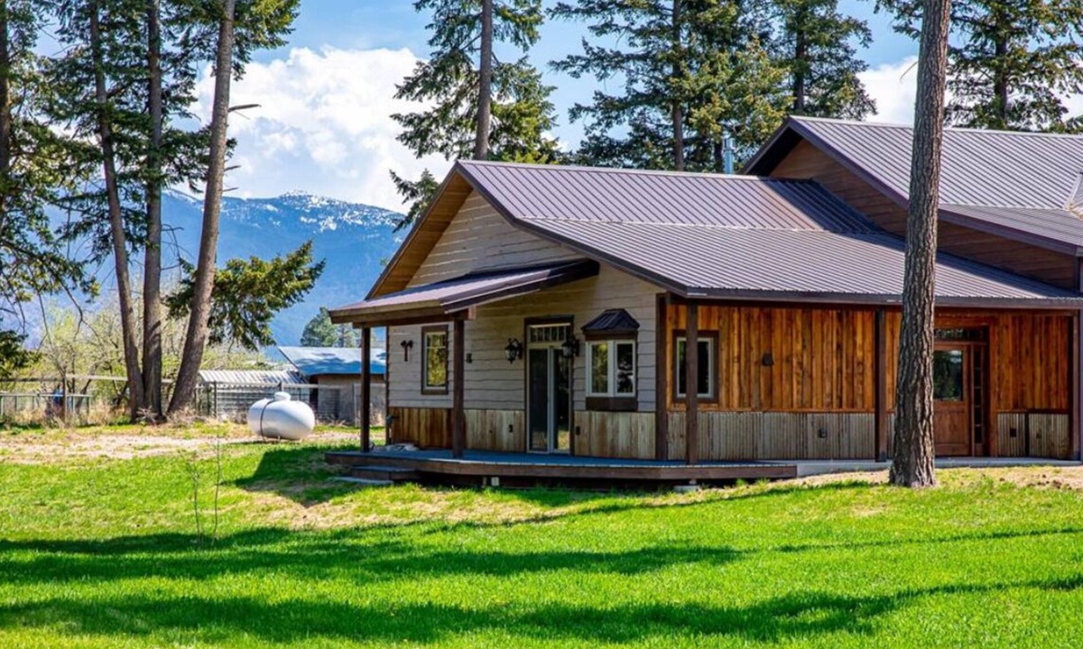Columbia Falls House | Cozy 2-Bedroom Located Between Whitefish and Columbia Falls