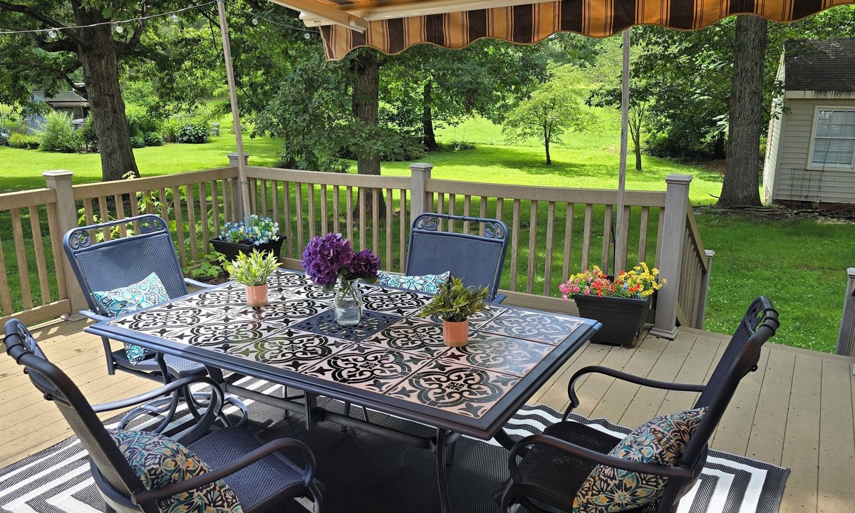 McLeansville House | Cozy 3BR Near Downtown, I-85 & Coliseum, Long Stays, Work Trips.