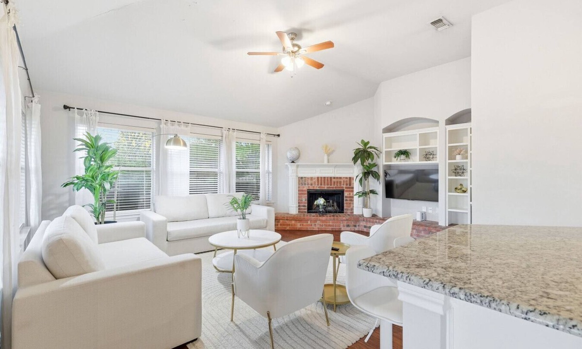 Frisco House | Cozy 5B Home for Families