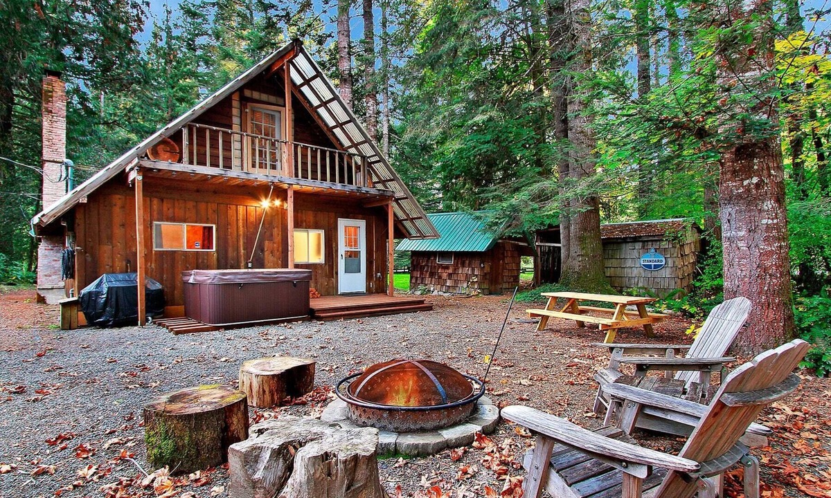 Packwood House | Cozy, clean, updated cabin- hot tub, fireplace, near skiing, hiking, Mt Rainier.