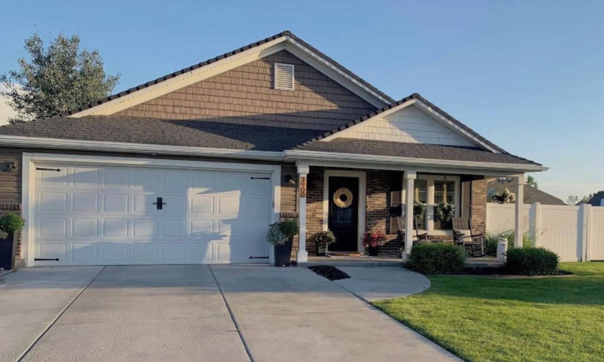 Idaho Falls House | Cozy Cottage Style Home In The Perfect Location