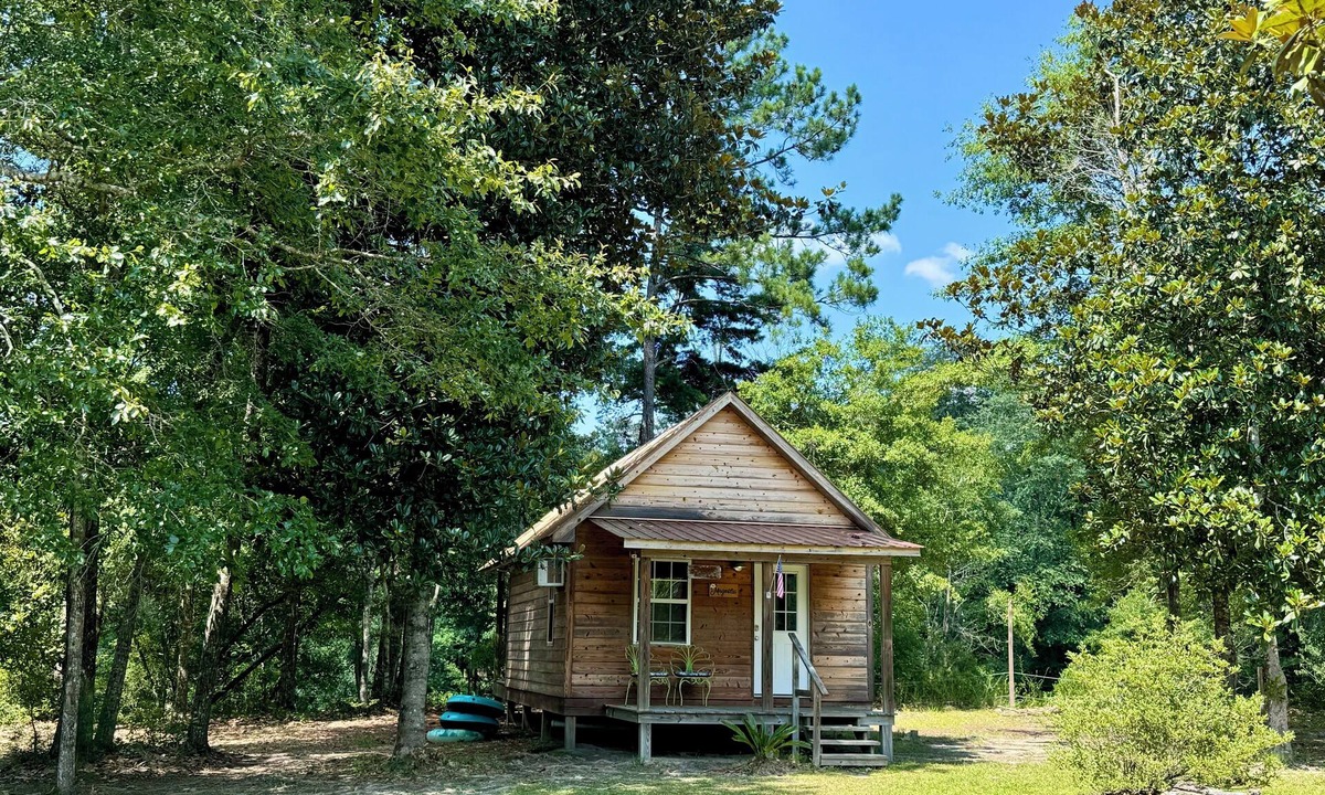 Perkinston Cabin | Cozy Creekside Cabin Retreat on the creek with 2 beautiful sandbars!