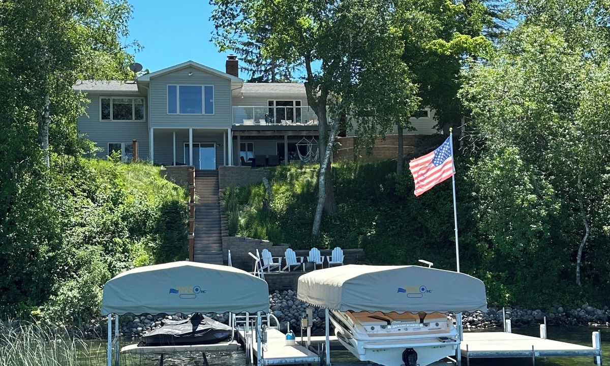 Alexandria House | Cozy lake home on chain of lakes!