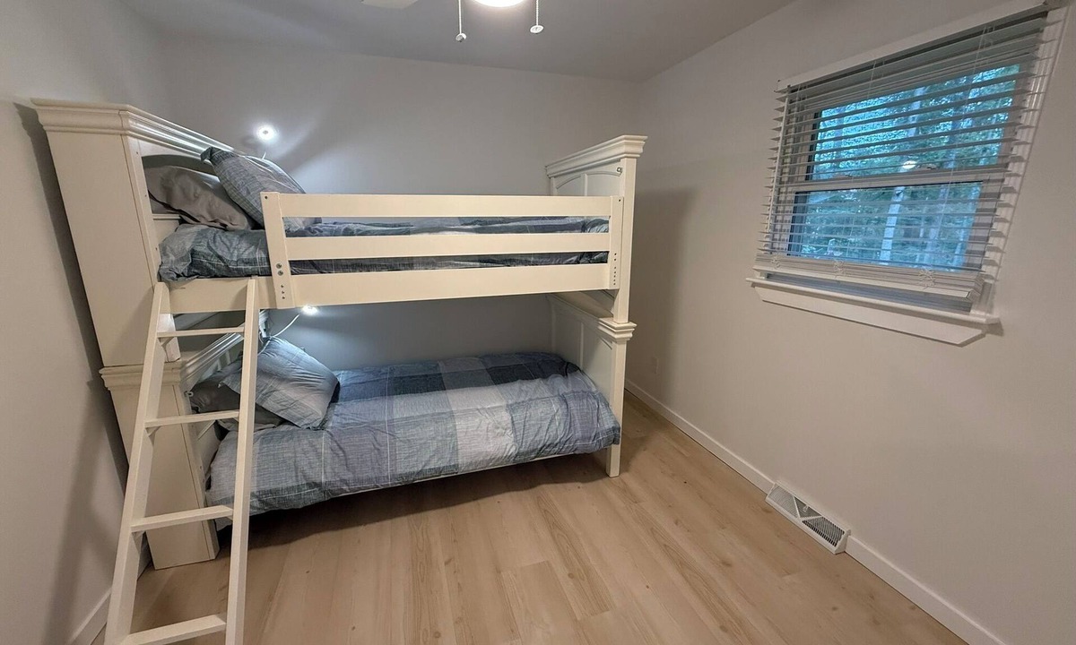 Indian Trail House | Cozy, remodeled home in Matthews close to everything!