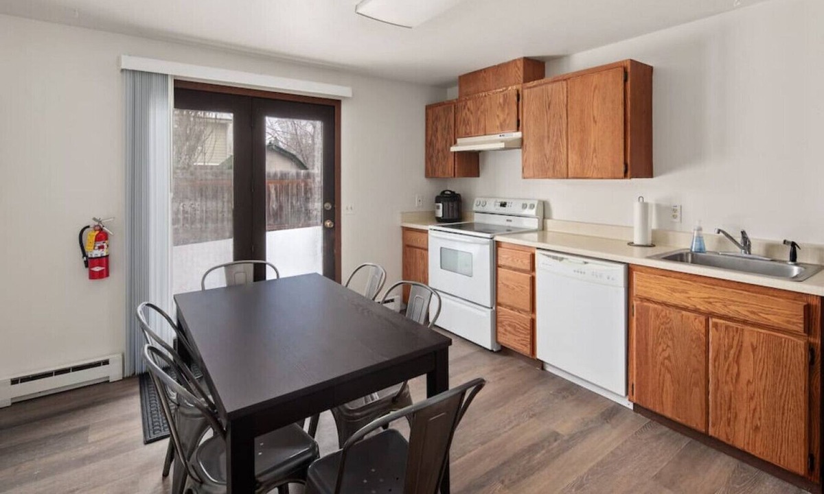 Columbia Falls House | Cozy Space Near Glacier Park & 24/7 Grocery Store