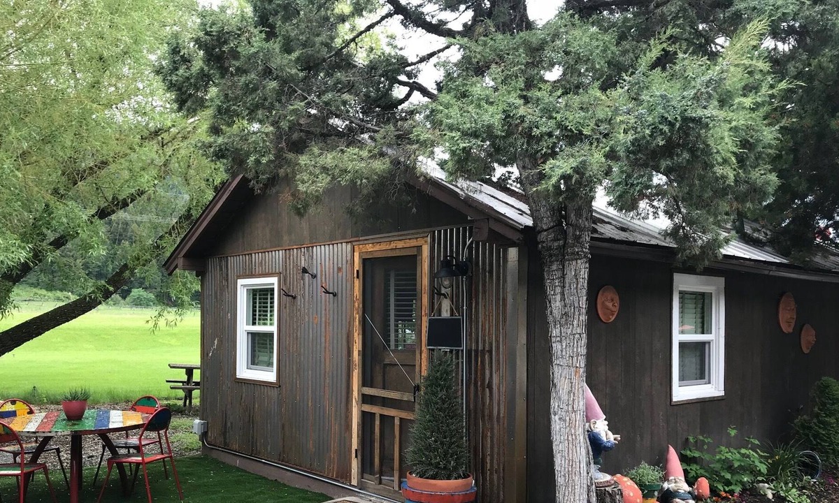 Kitchenette Ski Resorts | Gallatin Gateway