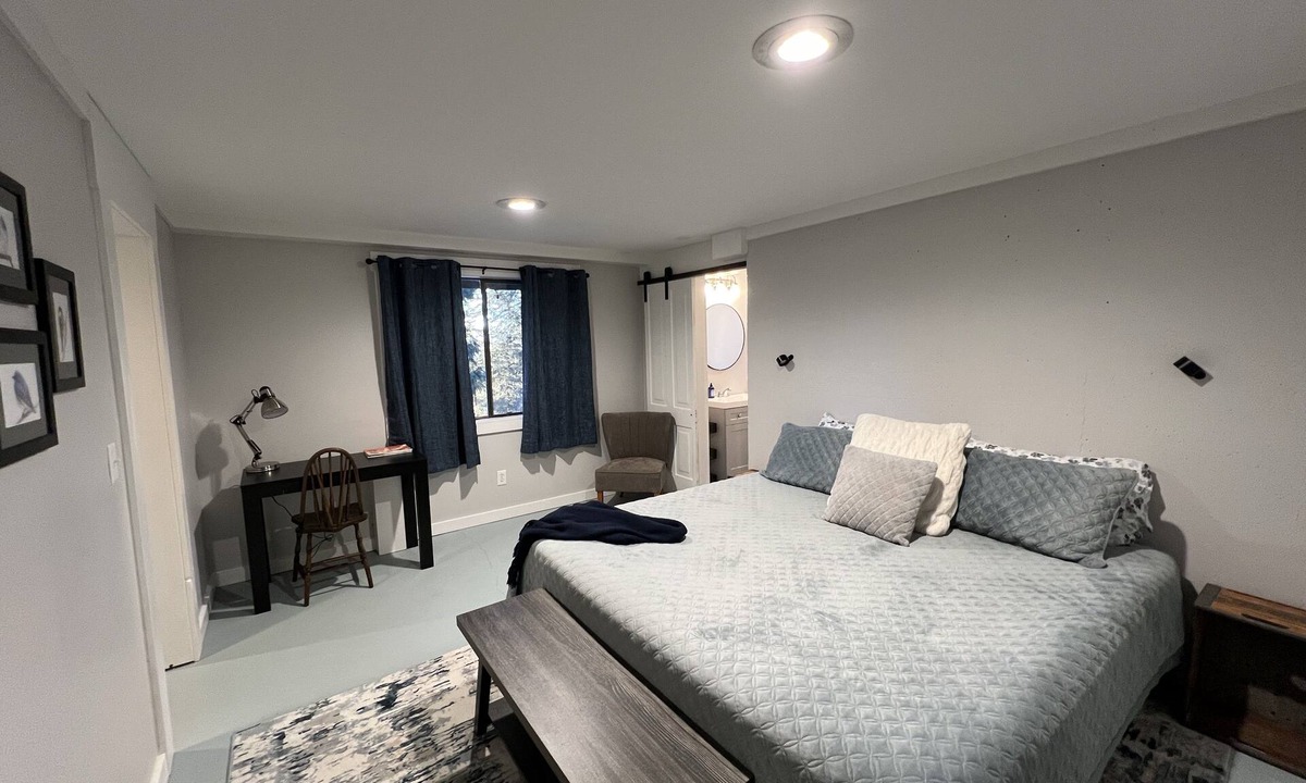 Moscow Apartment | Cozy Suite on Steakhouse Hill - 1 bedroom suite
