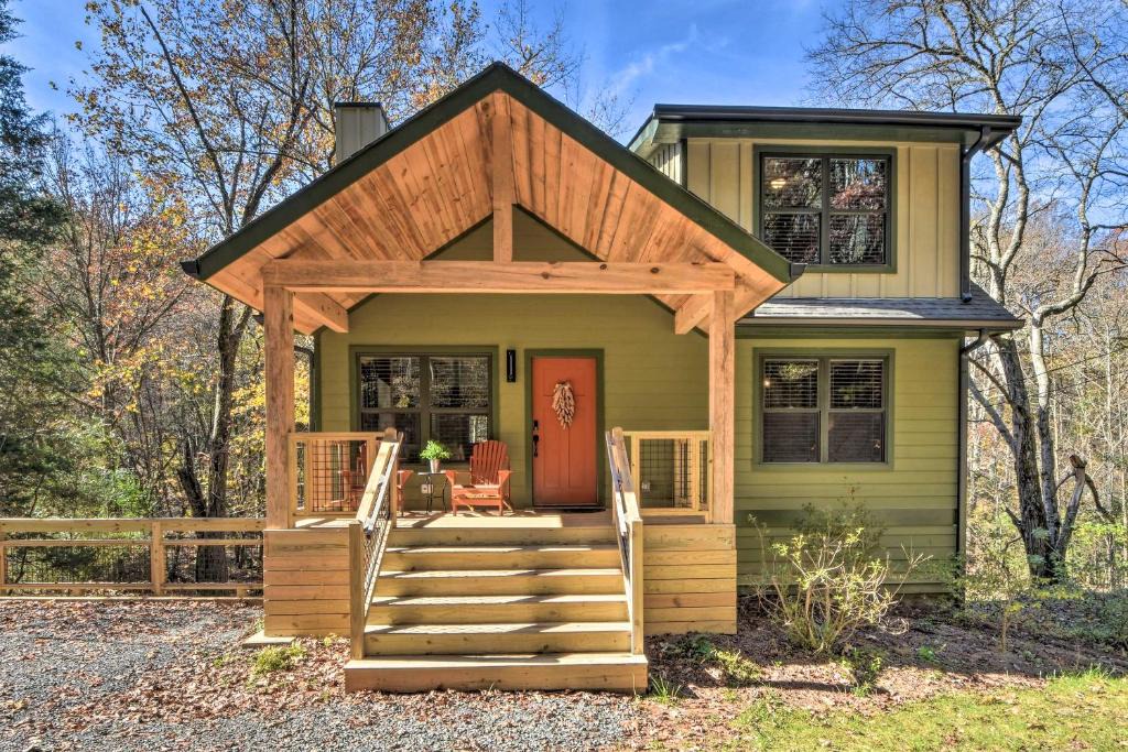 Williamstown House | Creekside Craftsman Retreat in North GA Mountains!