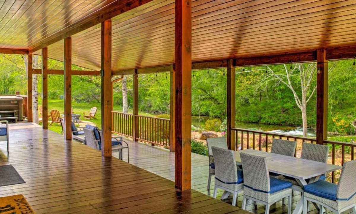 Cashes Valley Cabin | Creekwood Cabin - Waterfront | Hot Tub | Game Room