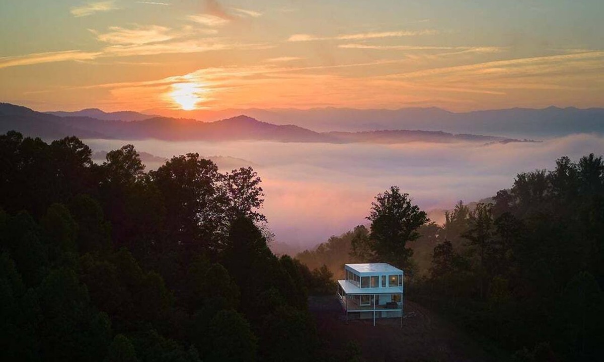 Marshall House | Cube | Private Mountain Retreat with Panoramic Views