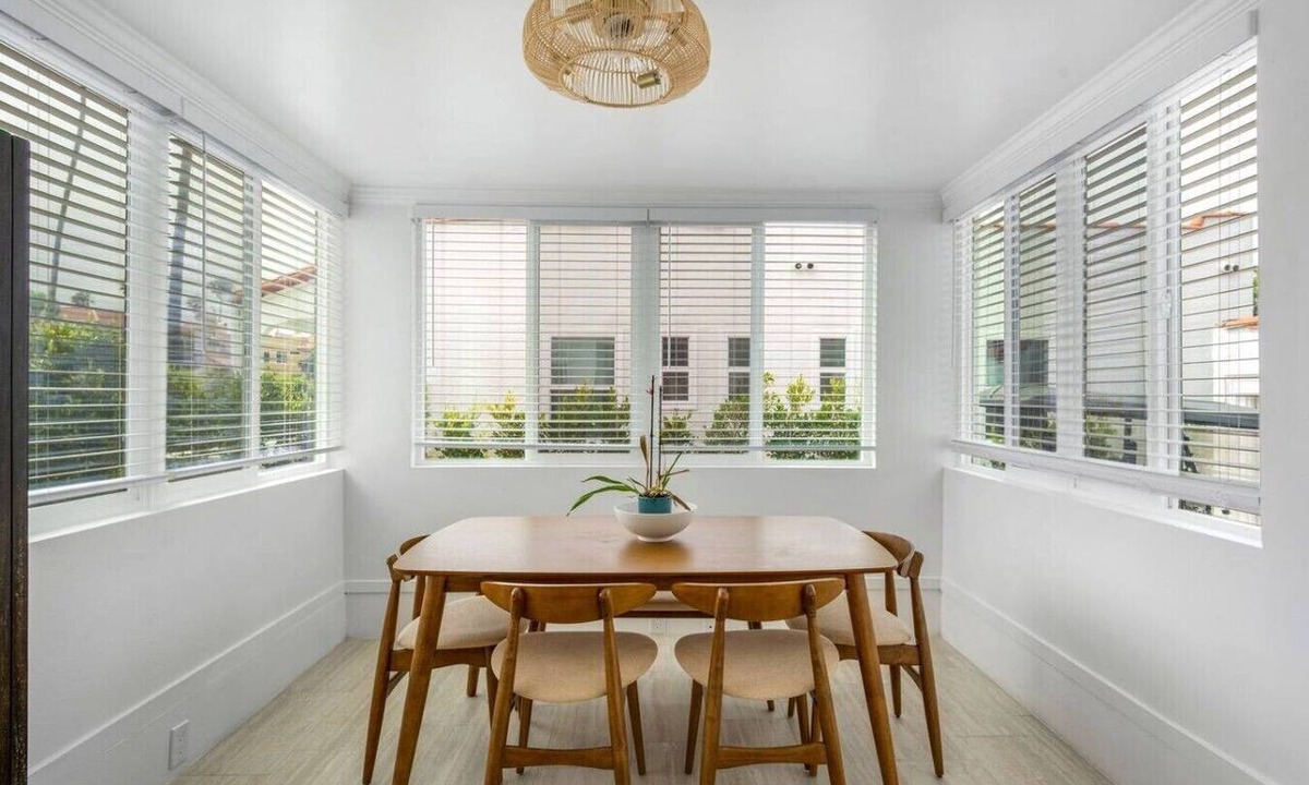 South Redondo House | Cute Cottage Less Than Mile To The Beach