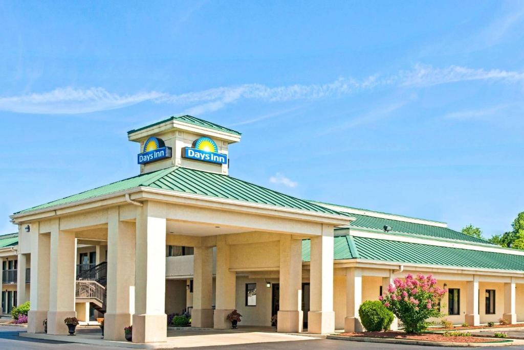 Covington Hotel | Days Inn by Wyndham Covington