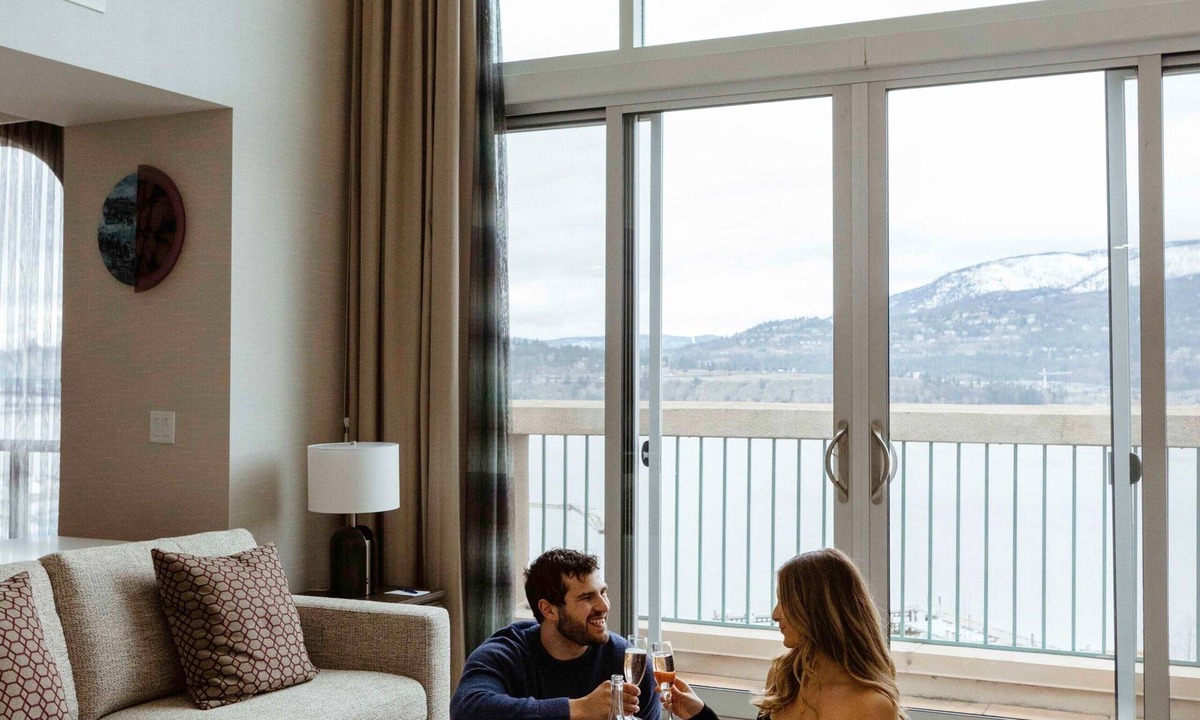 Kelowna Central Business District Hotel | Delta Hotels by Marriott Grand Okanagan Resort