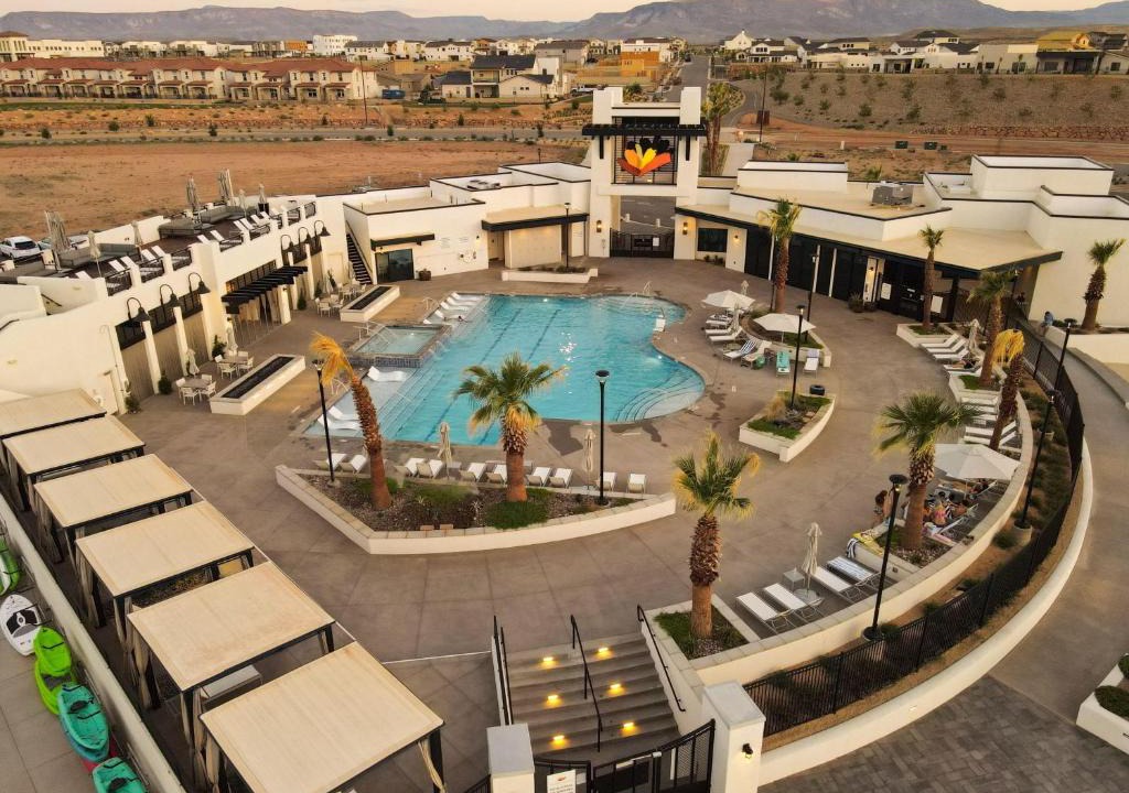 St. George House | Desert Lagoon #74