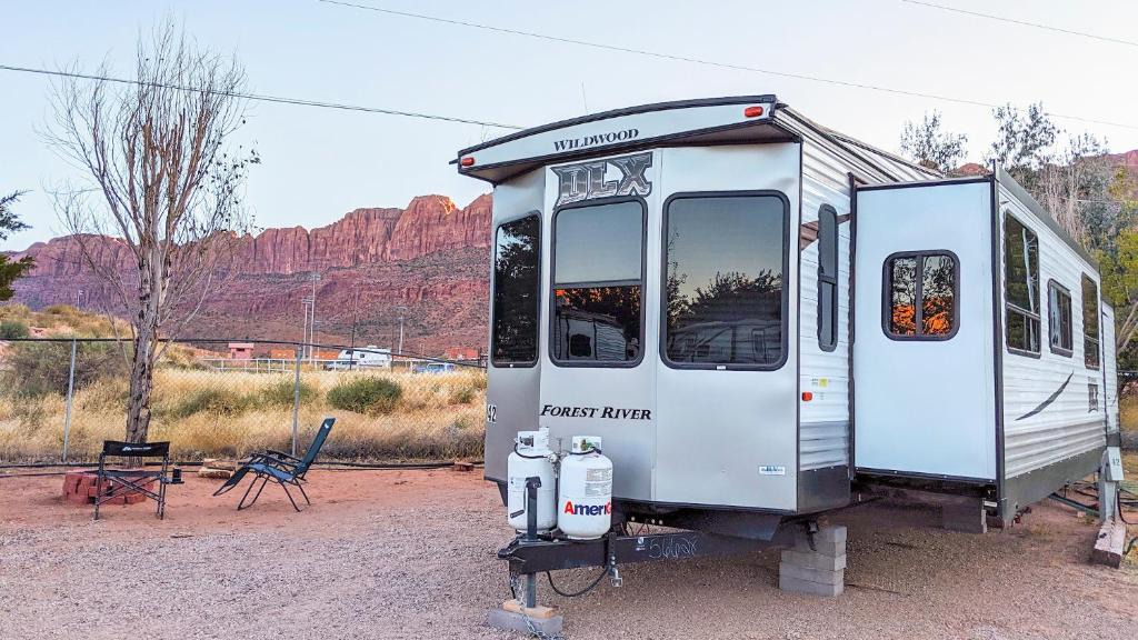 Moab South Valley Apartment | Destination RV II Fully Setup OK42