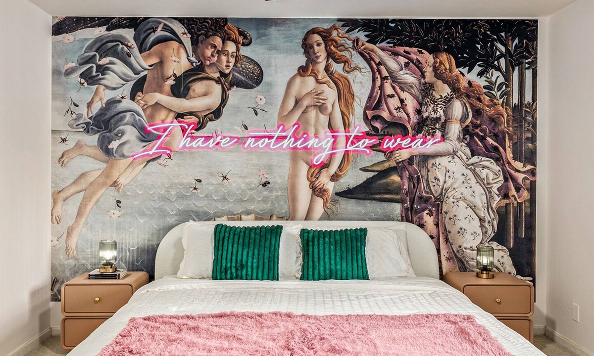 Cavalier Estates House | Disco Jungle with Fire Pit+Poolside TV+Yard Games