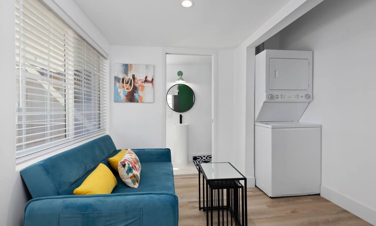 North Central House | ★DIVINE 1B1B 5mins. DRIVE TO ROSE BOWL STADIUM★