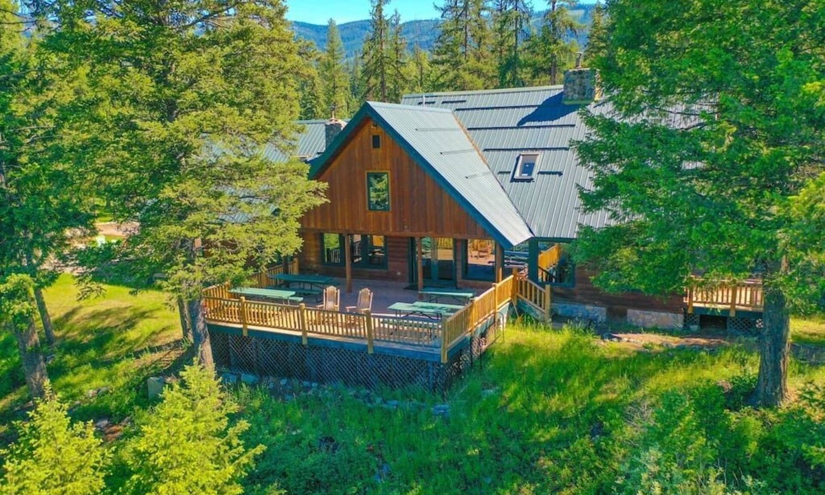 Olney Cabin | Dog Creek Lodge; Luxury Lodge Near Whitefish, MT