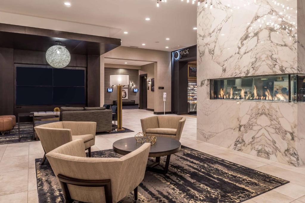 Lafayette Hotel | Doubletree By Hilton Lafayette East