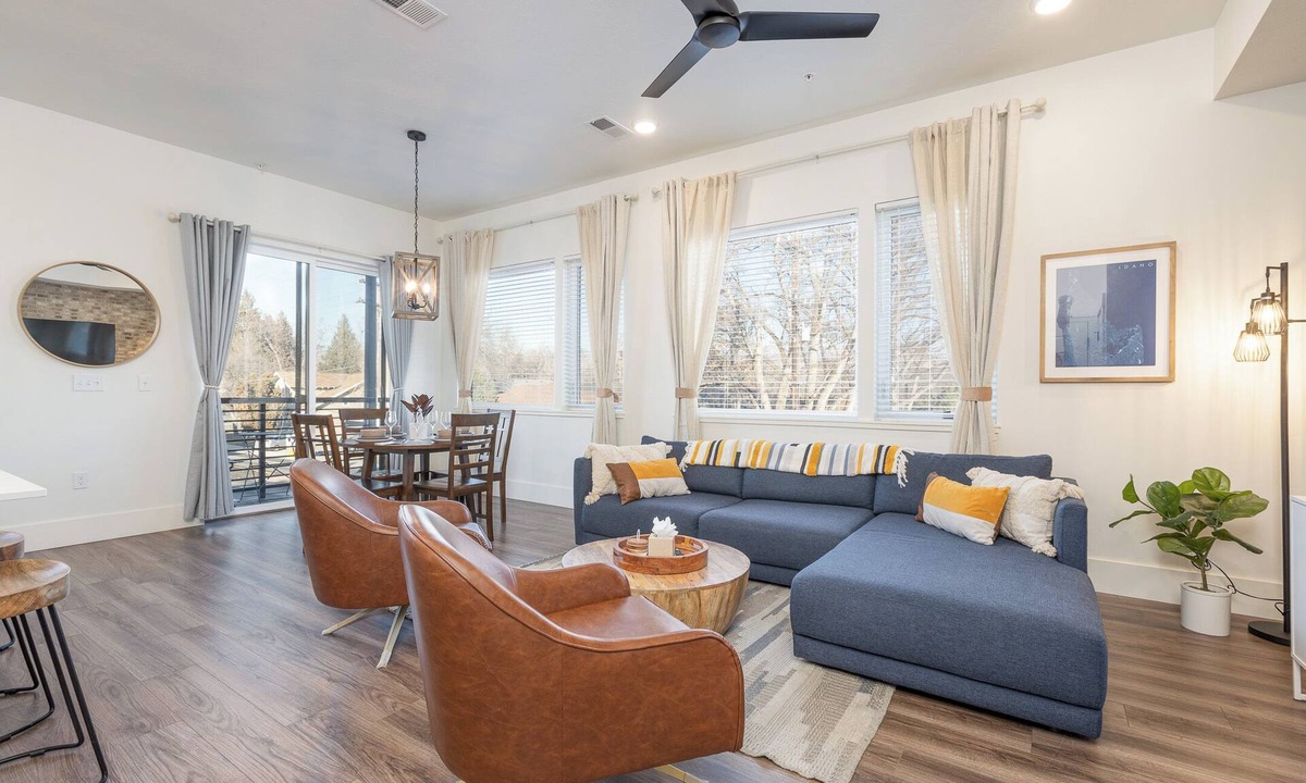 Veterans Park Condo | Downtown Boise, BSU, Adventures!