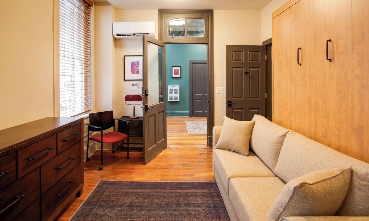 Florence Apartment | Downtown Business Hub! Walkable Condo in Florence
