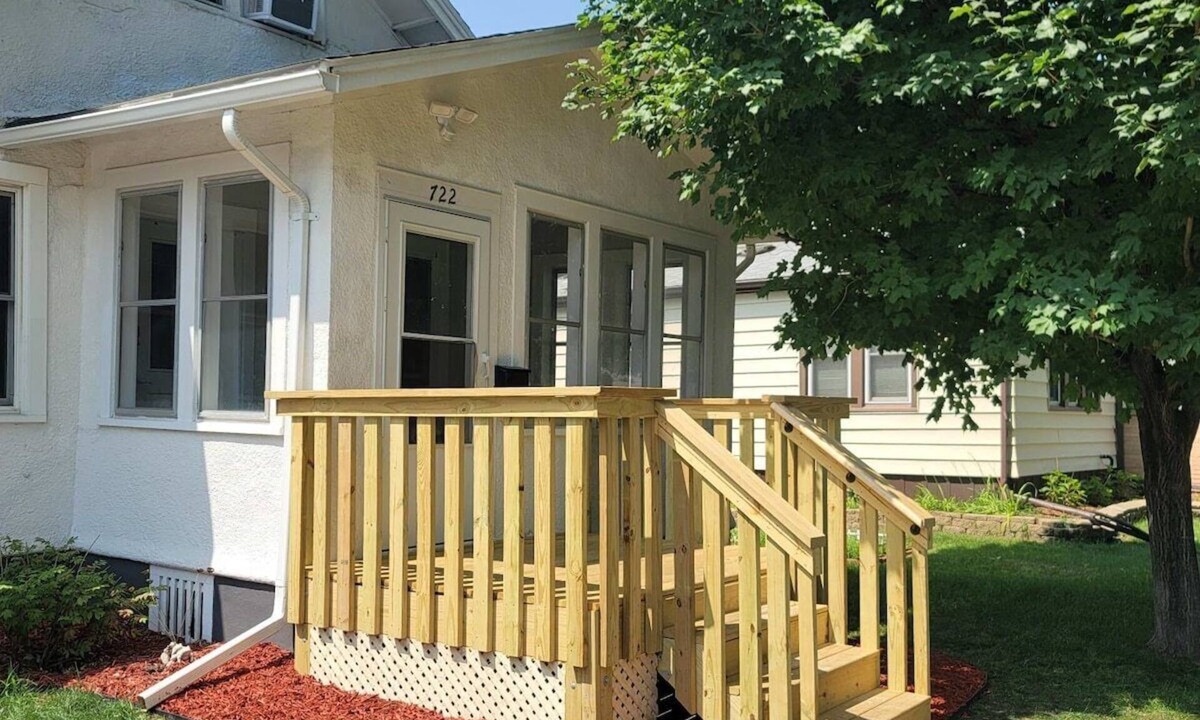 Roosevelt House | Downtown Fargo Gem: Full Home for Large Groups
