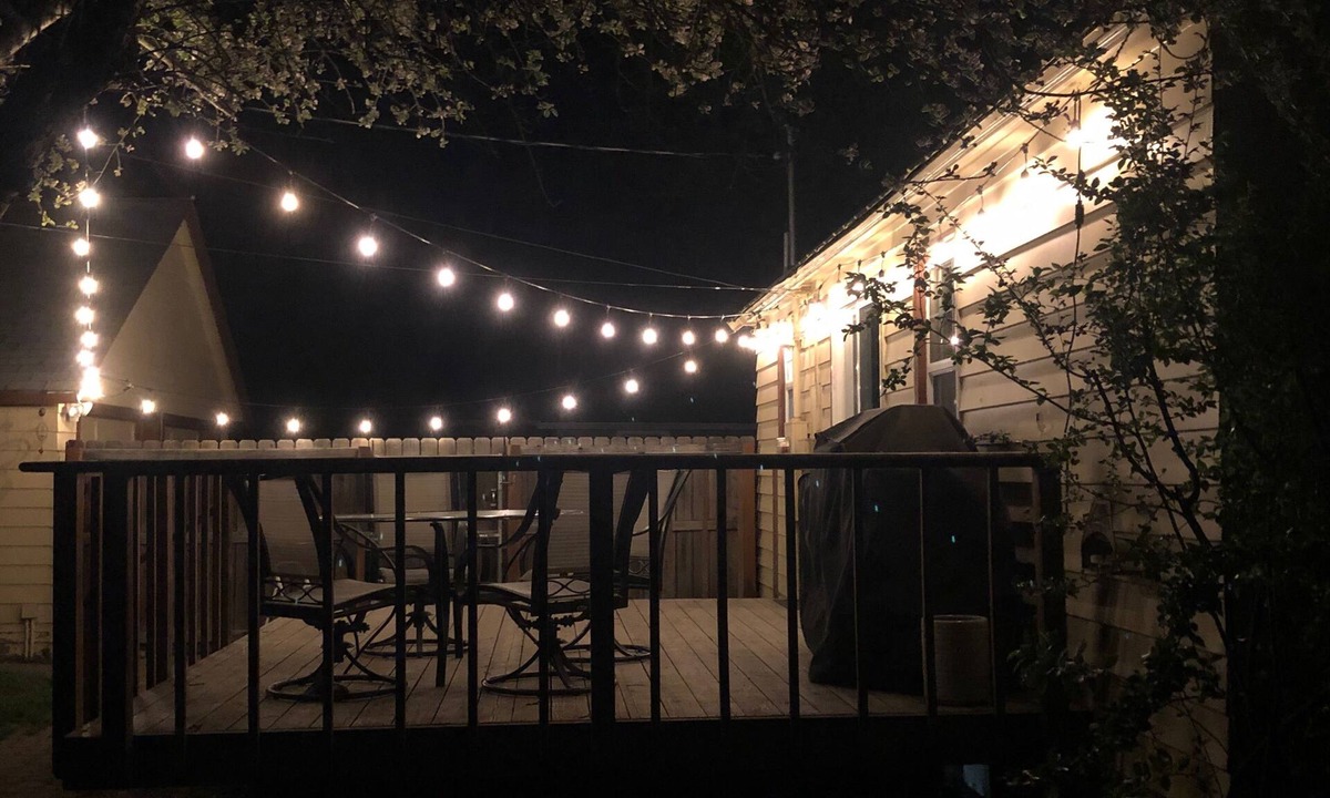Garden District House | Downtown mid-century home with pet friendly, fenced yard. Sleeps 7