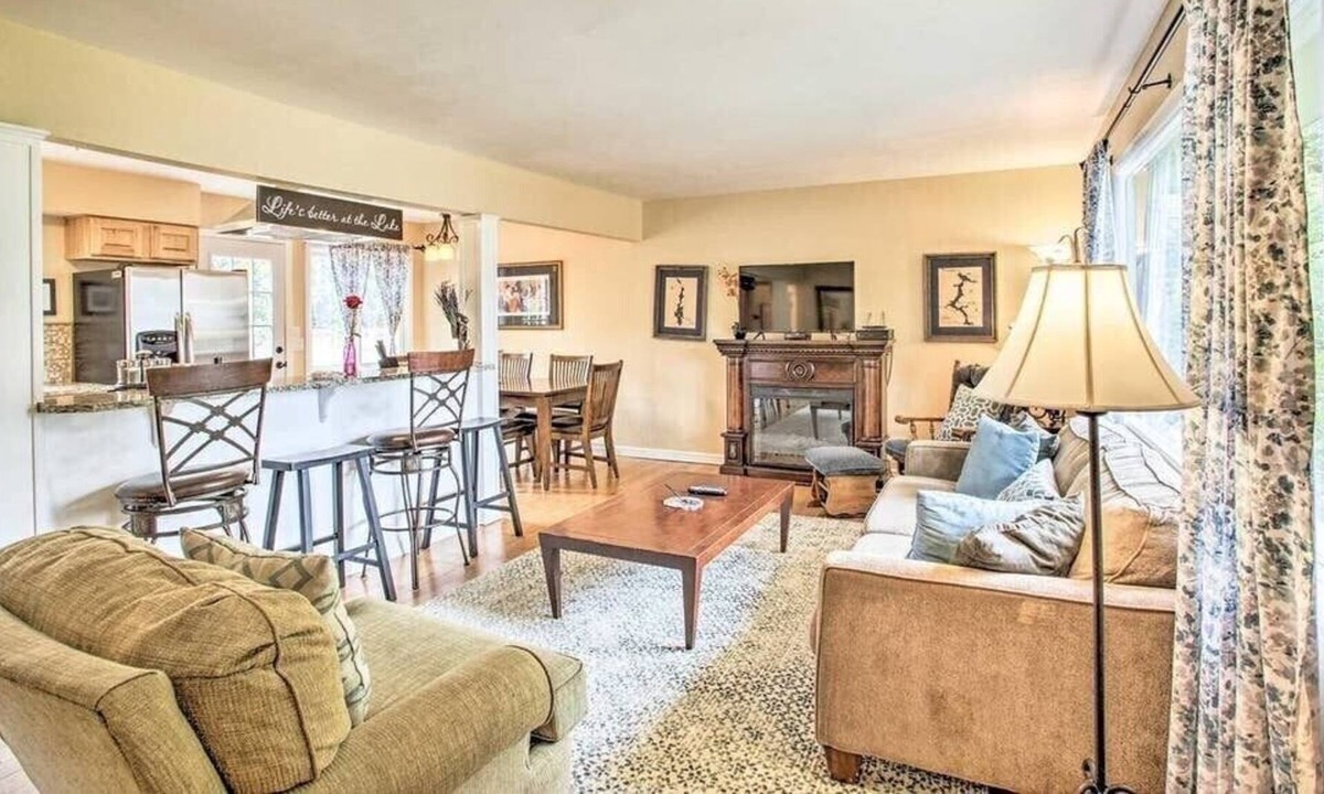 Garden District House | Downtown w/Game Room & Private Yard