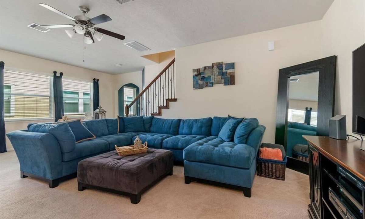 Barker House | Dream Vacation in Maquela - Safe & Quiet Location Easy Access - Plenty Commerce