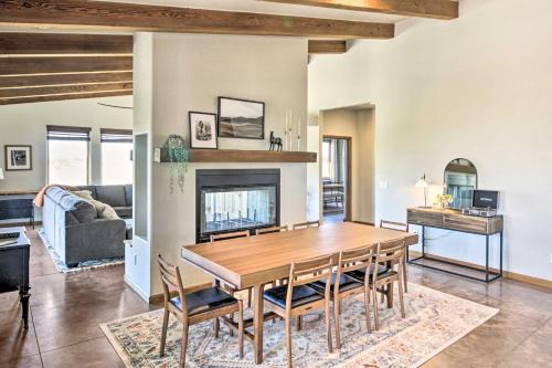 Elgin House | Dual-Unit Ranch in Elgin Wine Country!