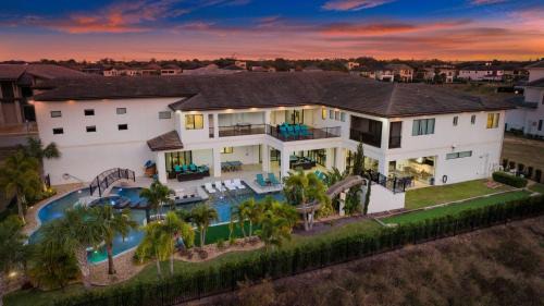 Reunion House | Eagle Cove