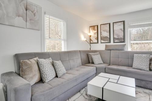 Mamaroneck Apartment | Easy Access to NYC! Sleek Suburban Apartment