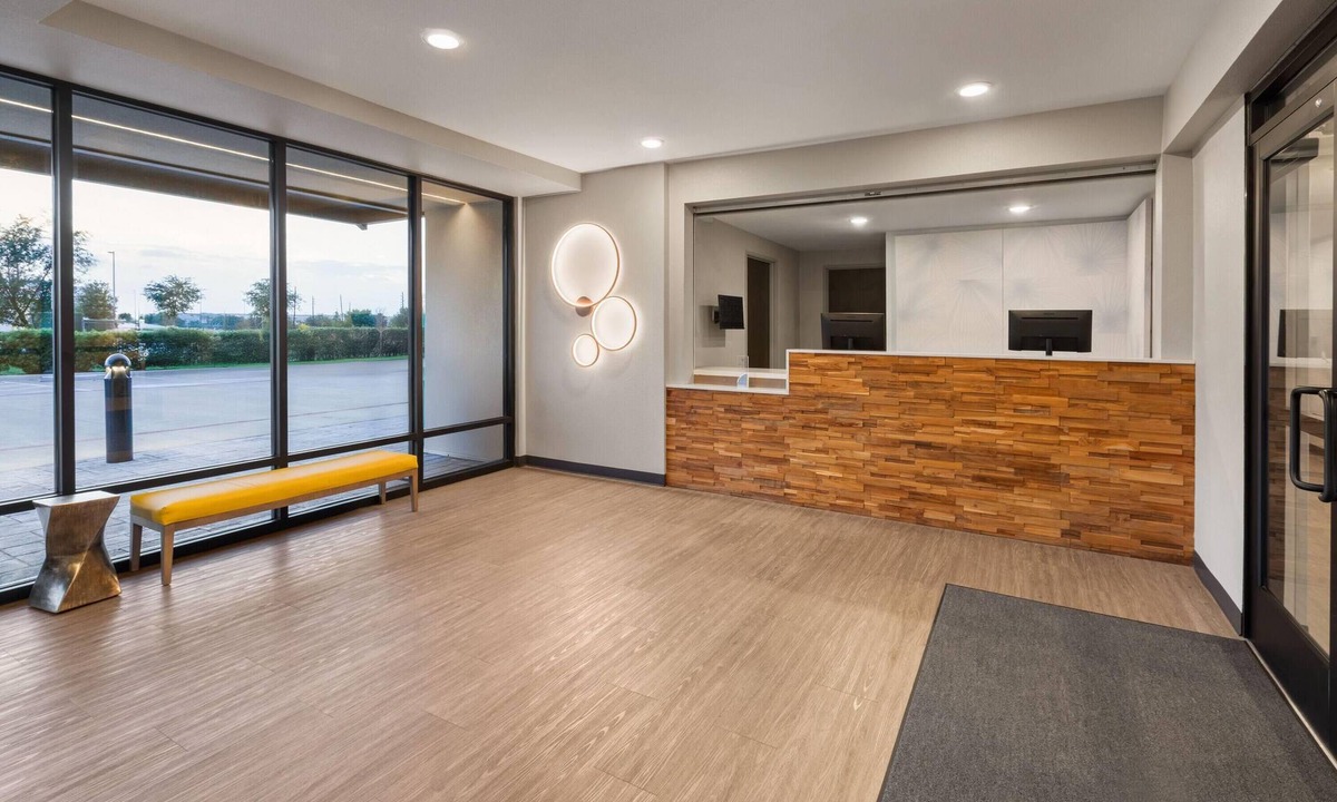 Katy Hotel | ECHO Suites Extended Stay by Wyndham Houston Katy West