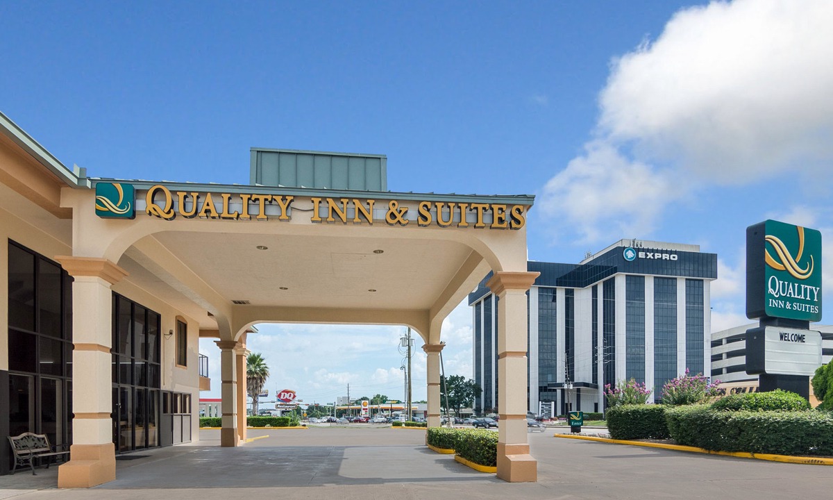 Memorial Hotel | Econo Lodge Inn & Suites West - Energy Corridor