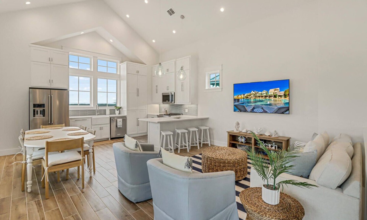 Cinnamon Shore House | Elegant Cinnamon Shore Beach Home w/Porch Swing & Resort Amenities!