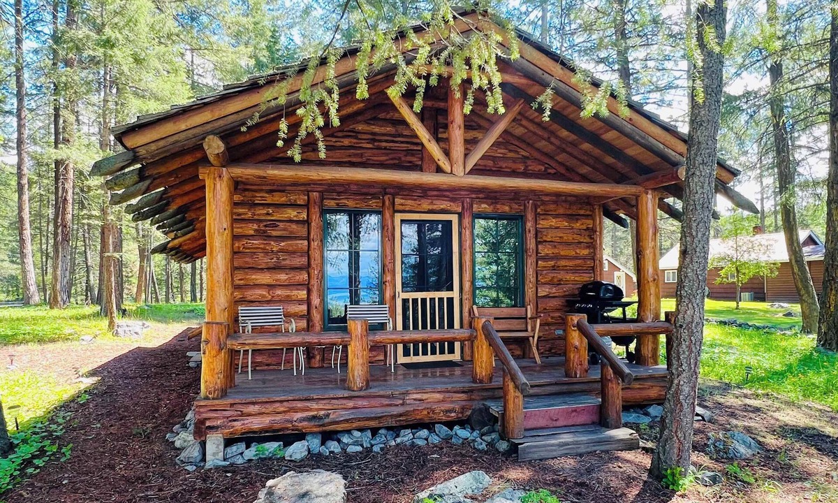 Bigfork Cabin | Elk Crest Cabin, Perfect Getaway in the Woods
