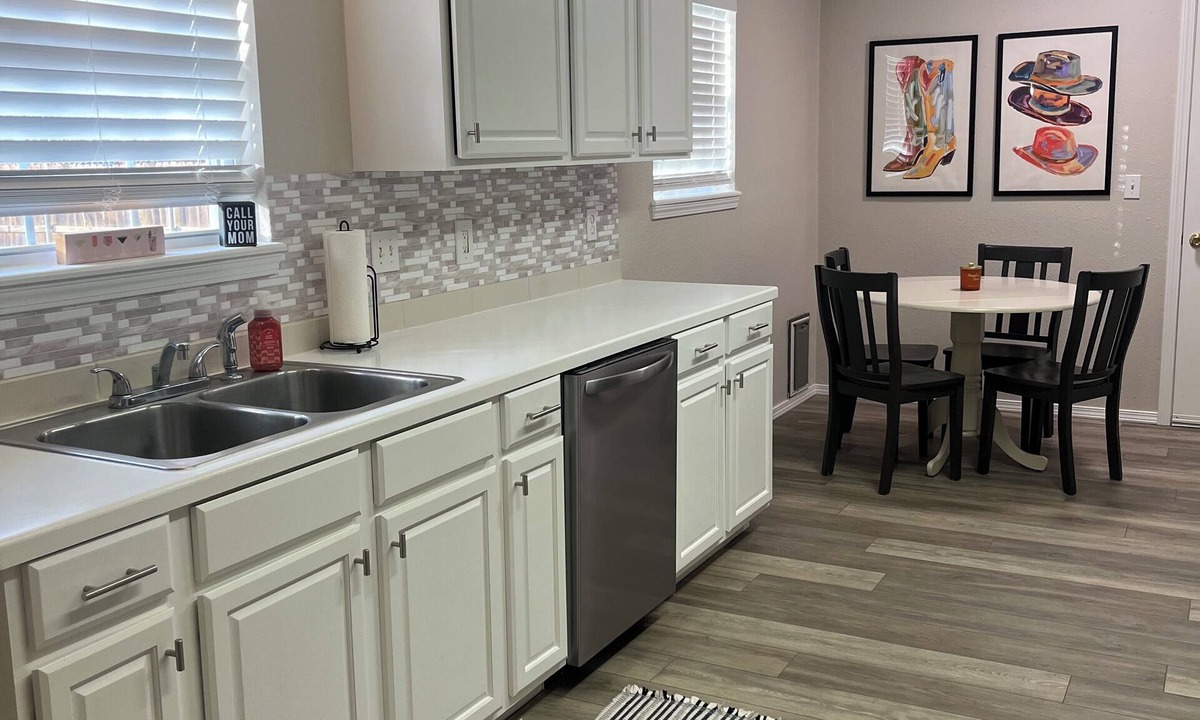 Stillwater House | Enjoy game days or a fun weekend in this charming 3 bedroom house in Stillwater!