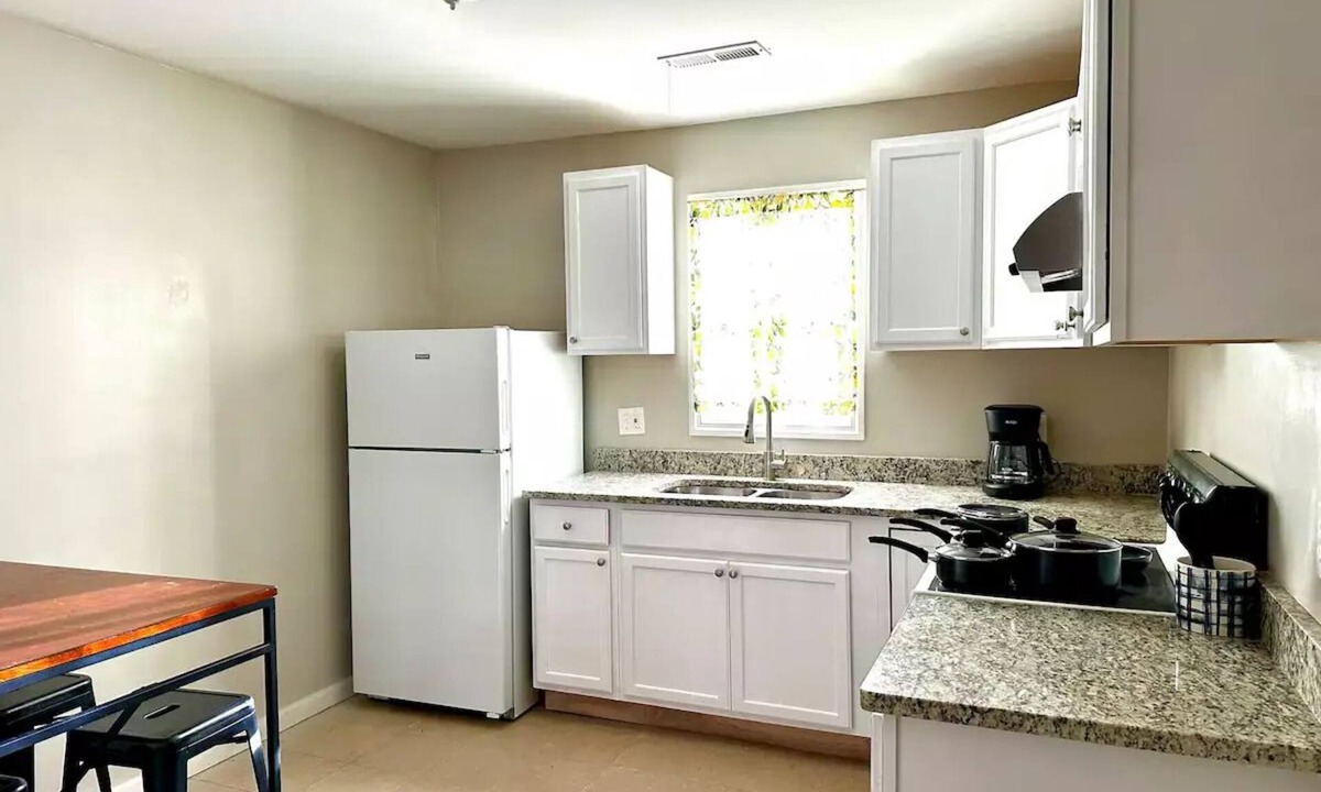 Springdale Apartment | Entire place - Cozy Apartment in Lancaster