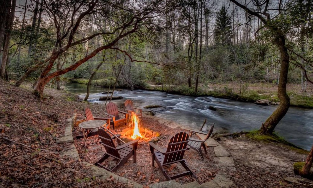 Cashes Valley Cabin | Escape to Water Dance - Riverfront Fire Pit | Hot Tub | Foosball