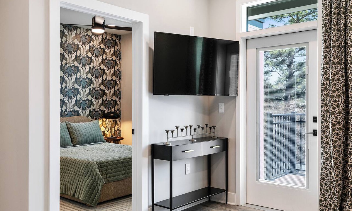 North Chesterfield Apartment | Evelyn 319 - Beautiful brand-new 1BR in beautiful Forest Hill