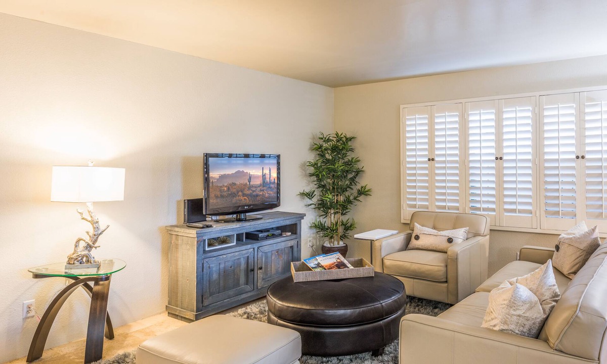 Camelback East Condo | Exclusive Gated Community in the Famous Biltmore Area